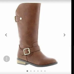 Jessica Simpson boots